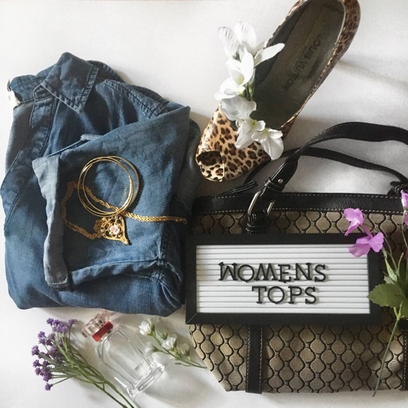 Tops - ▪️Women's Blouses & Tees▪️